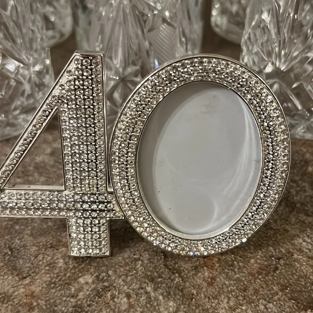 NWOT “40” Rhinestone Picture Frame